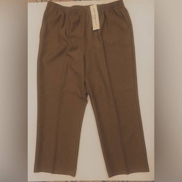 Alfred Dunner Women’s Elastic Waist Pants Taupe/ Light Brown 16P NWT - Picture 1 of 5